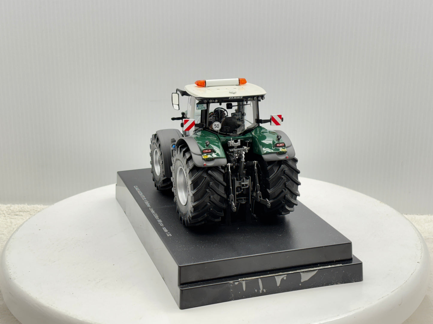 1/32 Claas Axion 870 Bollmer