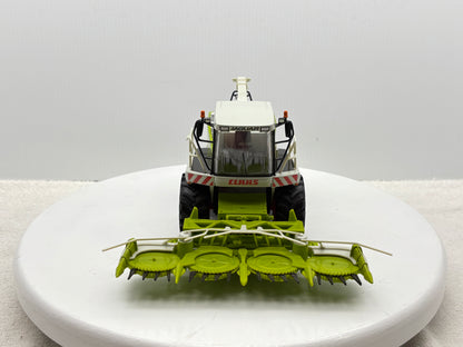 1/32 Claas Jaguar 900