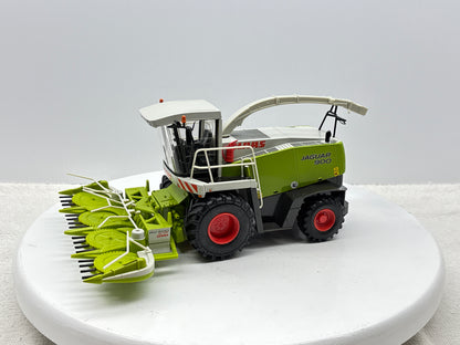 1/32 Claas Jaguar 900