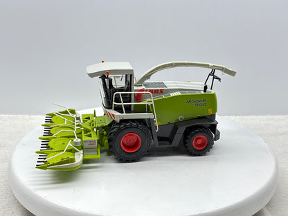 1/32 Claas Jaguar 900