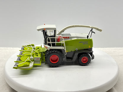 1/32 Claas Jaguar 900