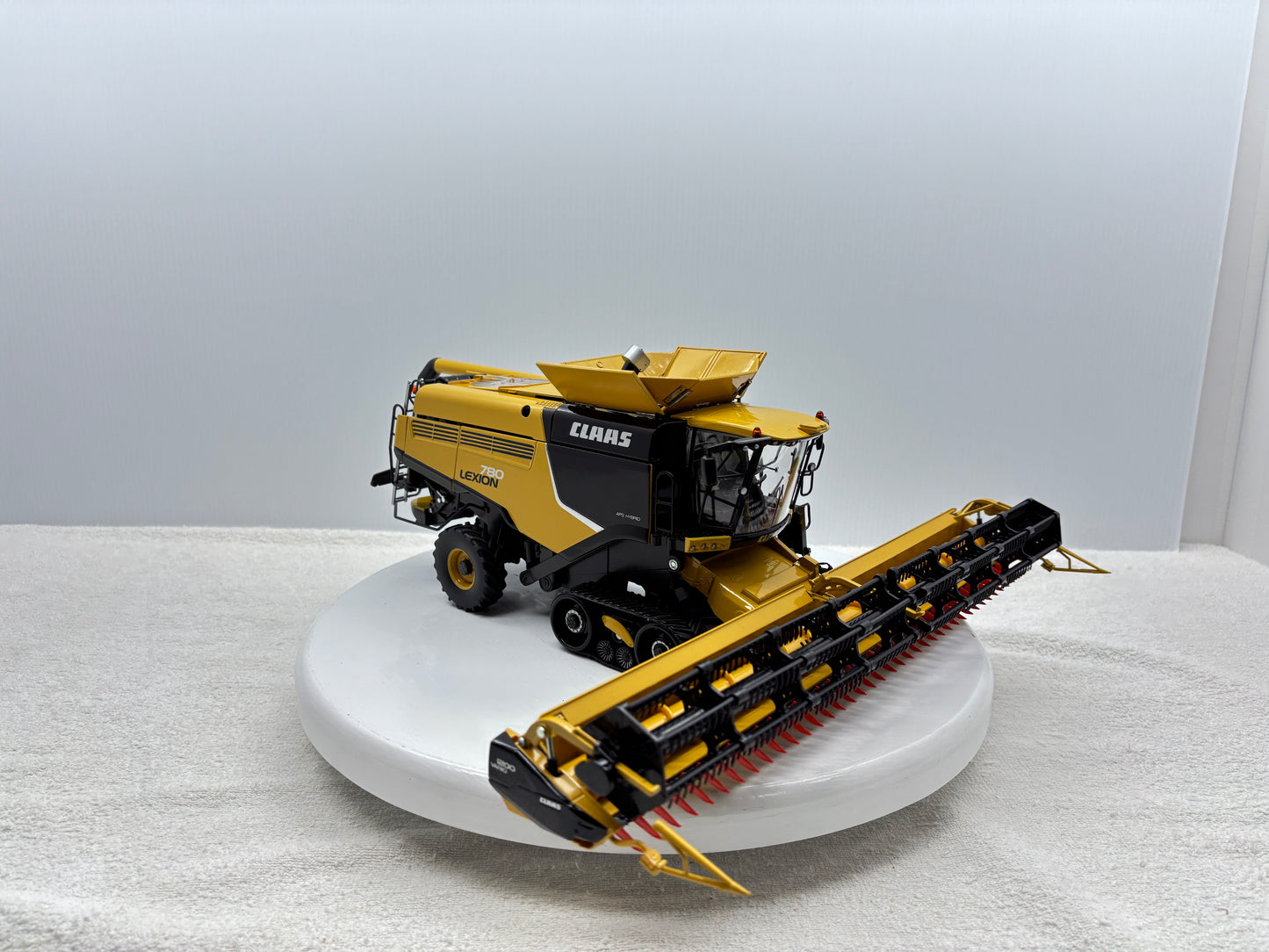 1/32 Claas Lexion 780TT