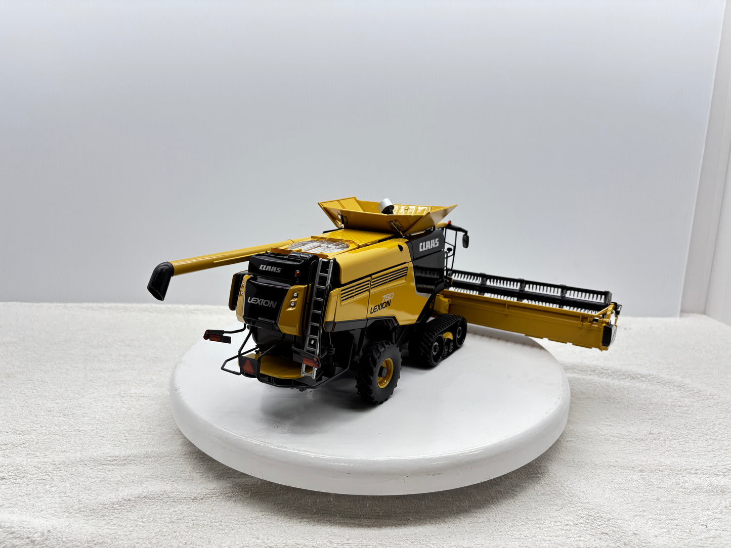 1/32 Claas Lexion 780TT