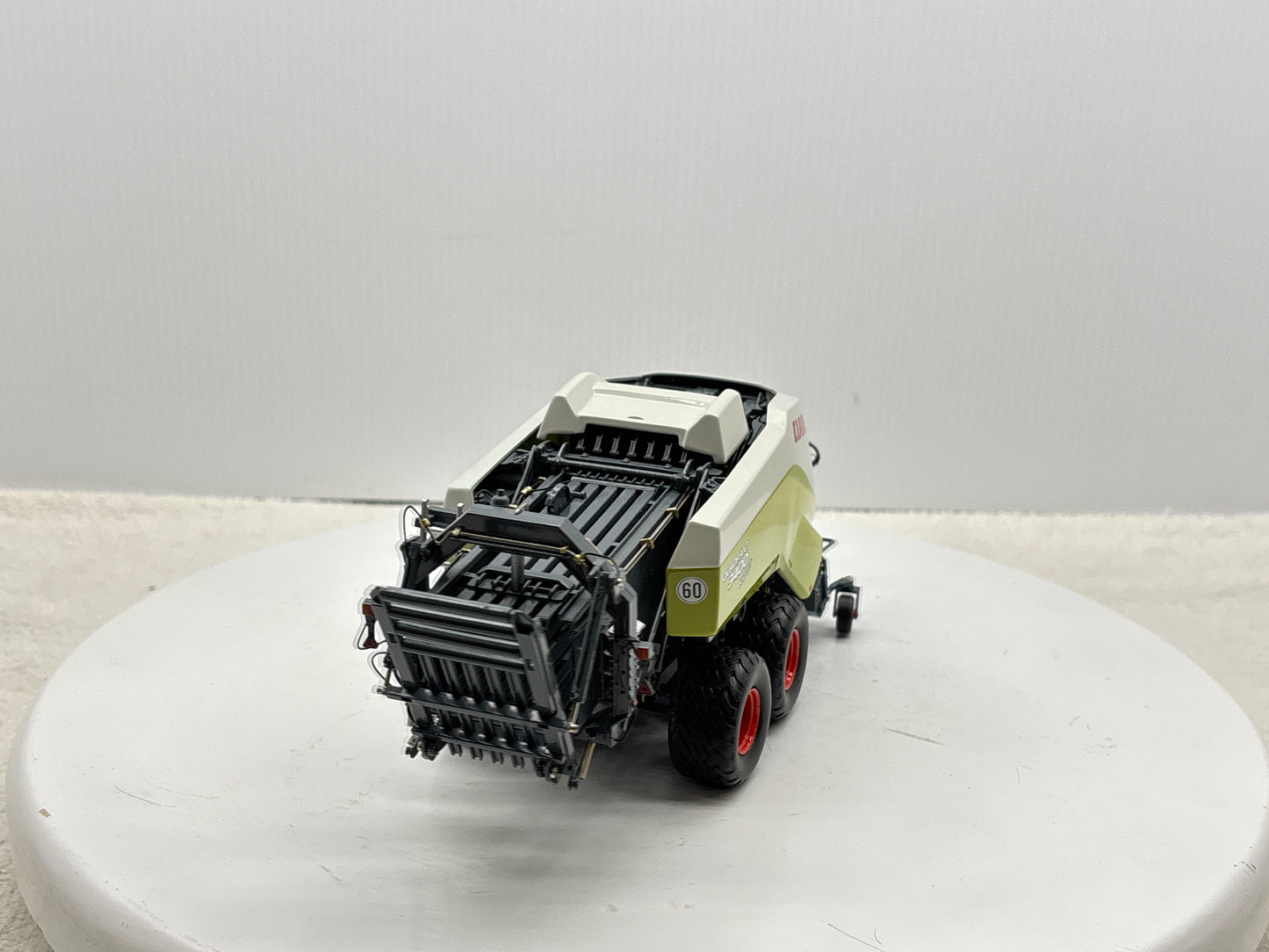 1/32  Claas Quadrant 3400 Roto Cut