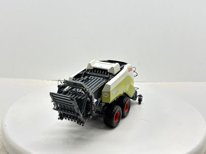 1/32  Claas Quadrant 3400 Roto Cut