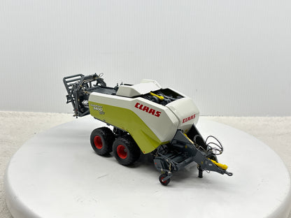 1/32  Claas Quadrant 3400 Roto Cut