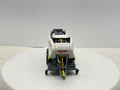 1/32  Claas Quadrant 3400 Roto Cut