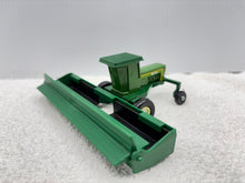 1/64 Co-op Implements 722 Swather
