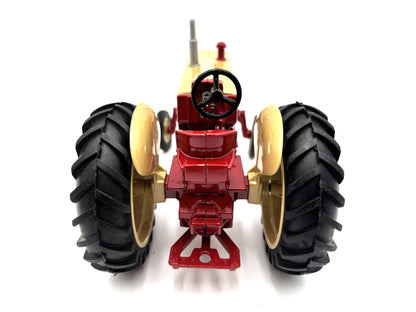 1/16 Cockshutt 560