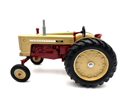 1/16 Cockshutt 560