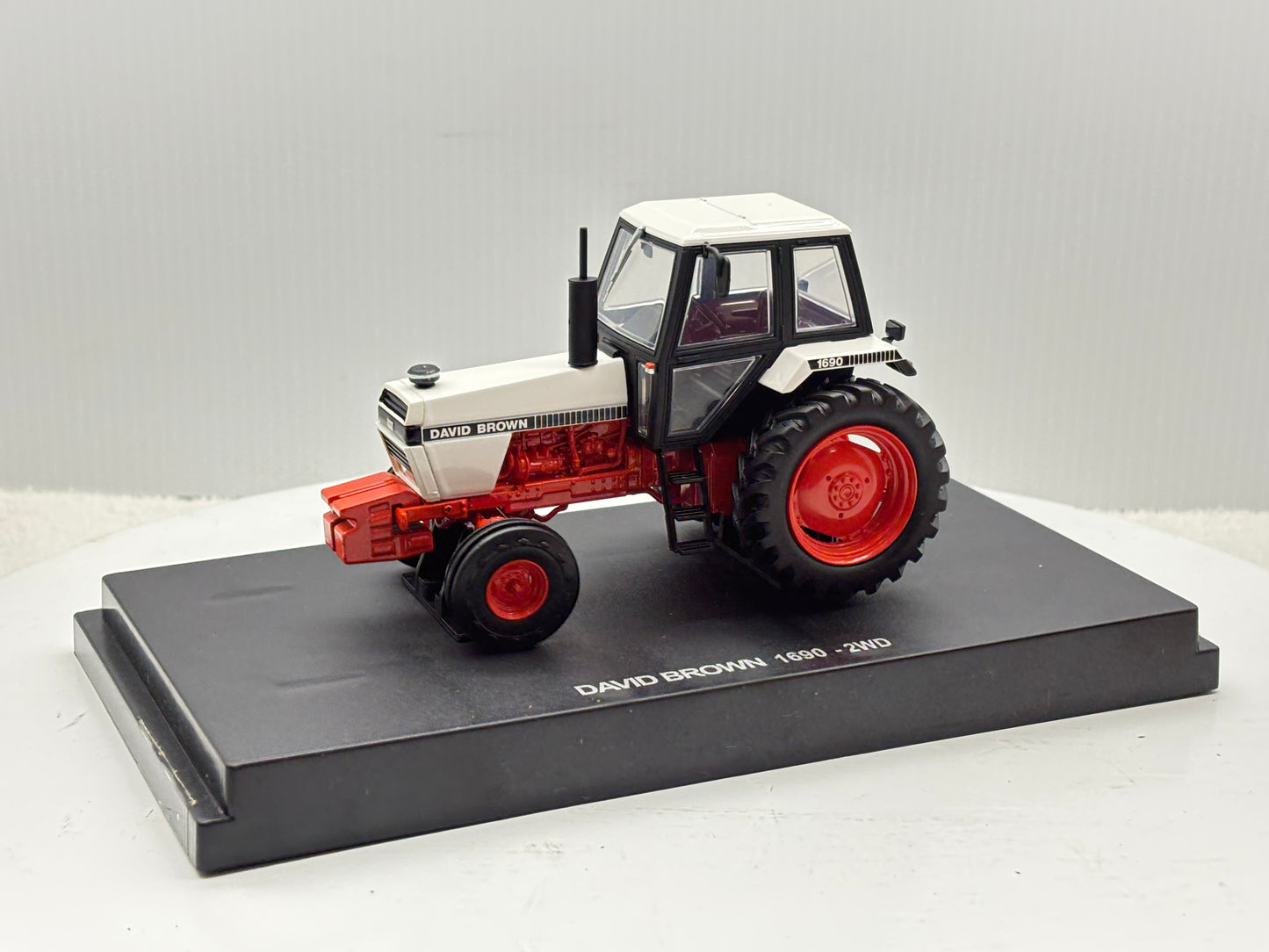 1/32 David Brown 2WD