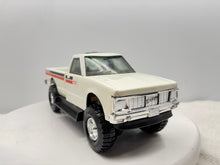 1/16 Deutz-Allis GMC Dealer Truck