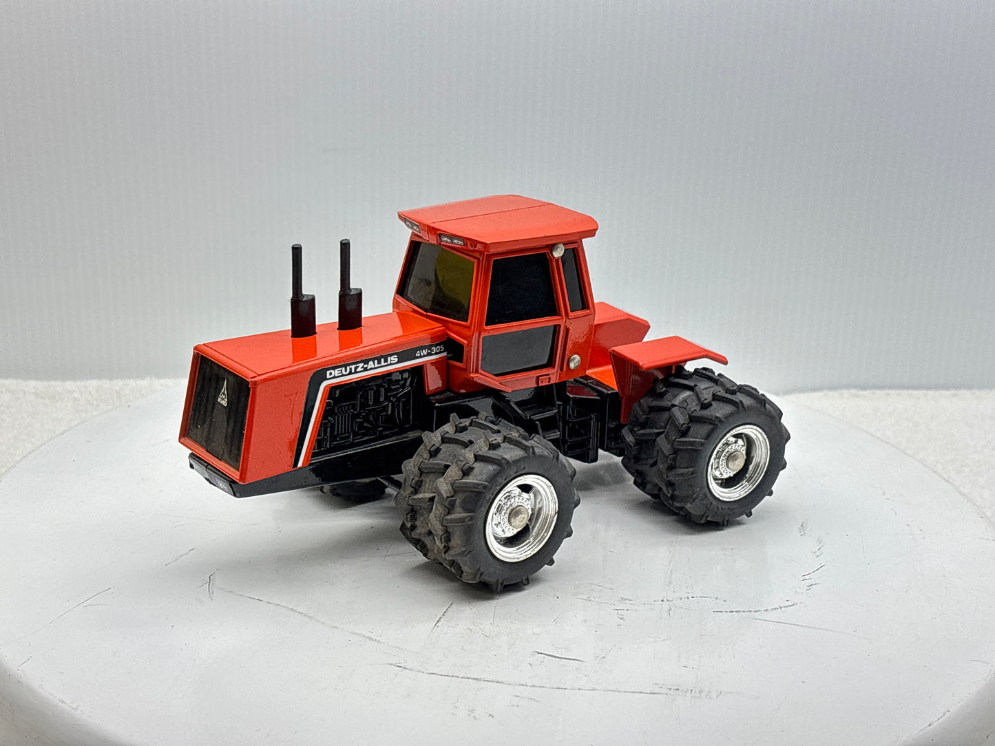 1/32 Deutz-Allis 4W-305 Chrome Rims