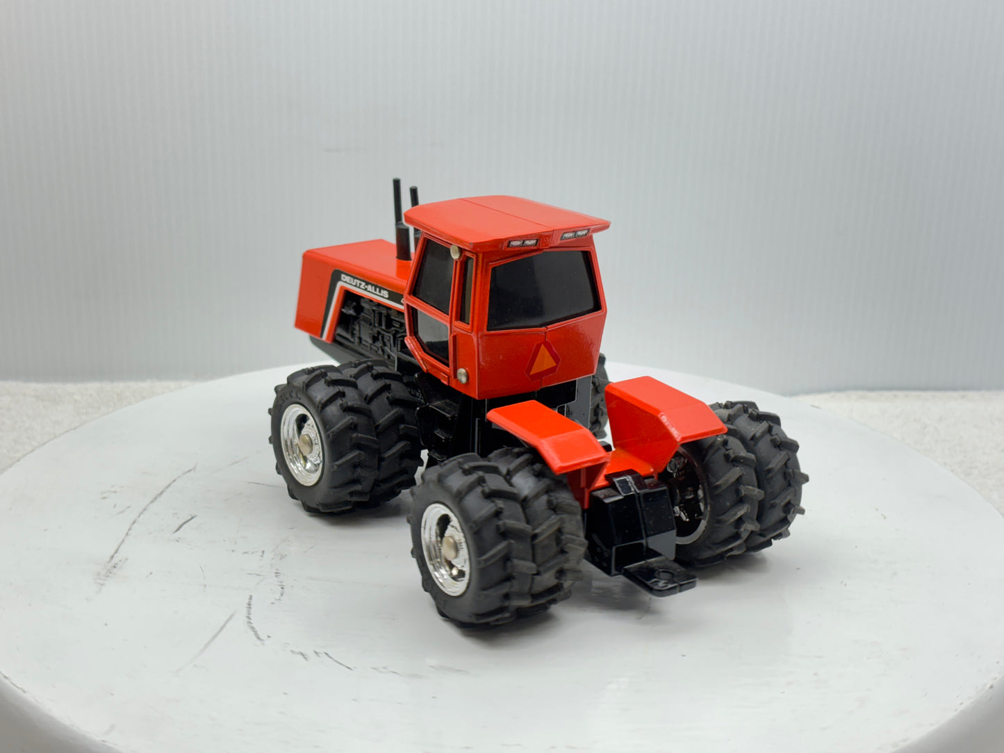 1/32 Deutz-Allis 4W-305 Chrome Rims