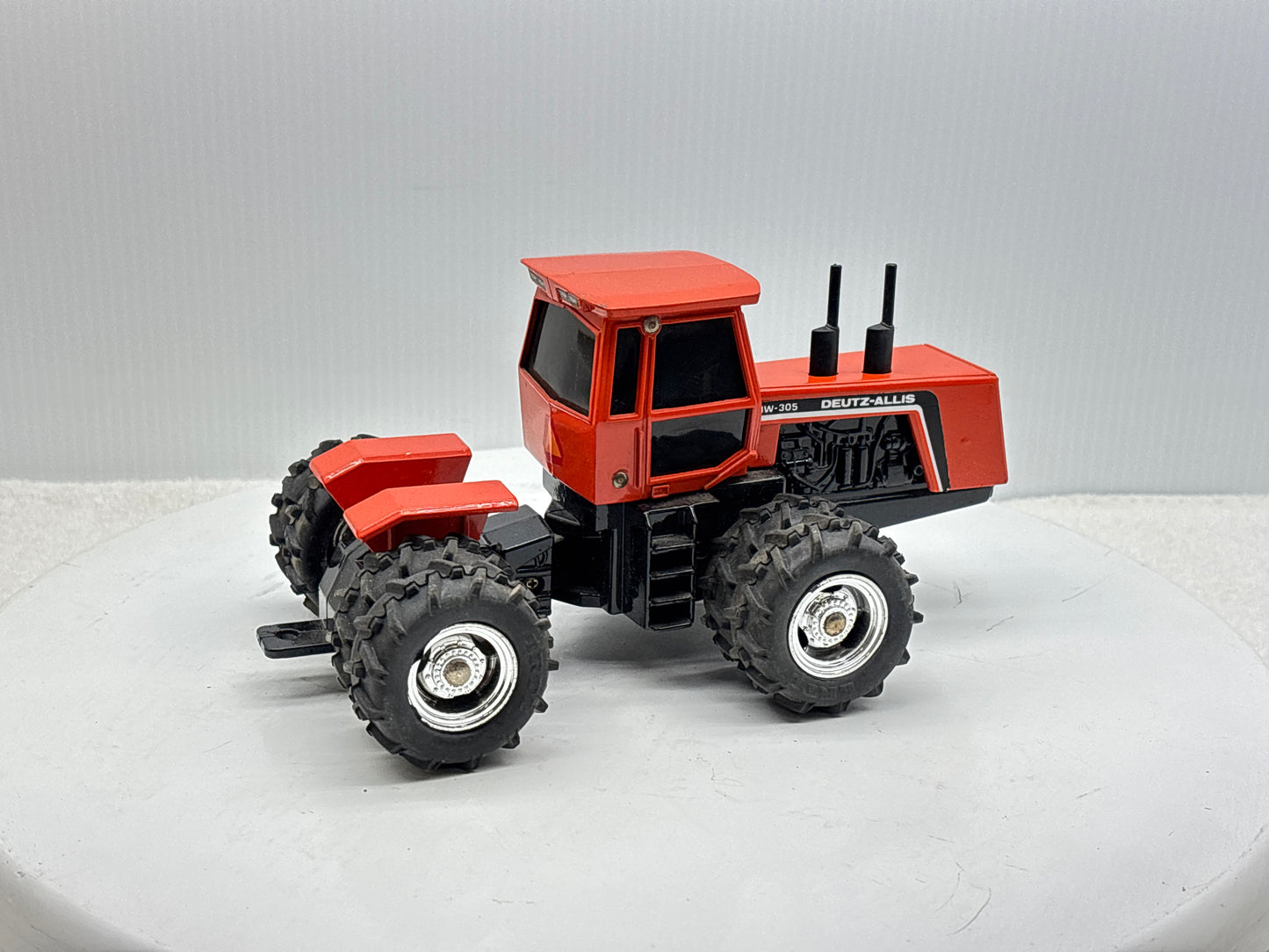 1/32 Deutz-Allis 4W-305 Chrome Rims