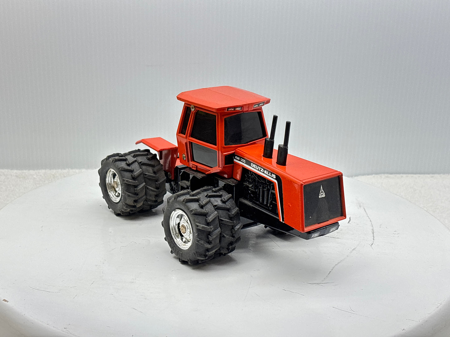 1/32 Deutz-Allis 4W-305 Chrome Rims