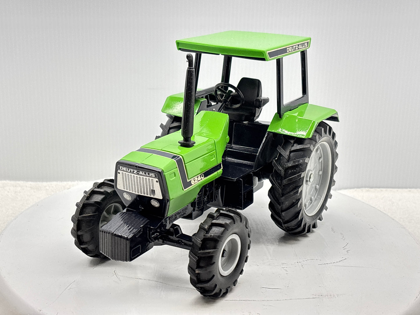 1/16 Deutz-Allis 6240 MFD Special Edition