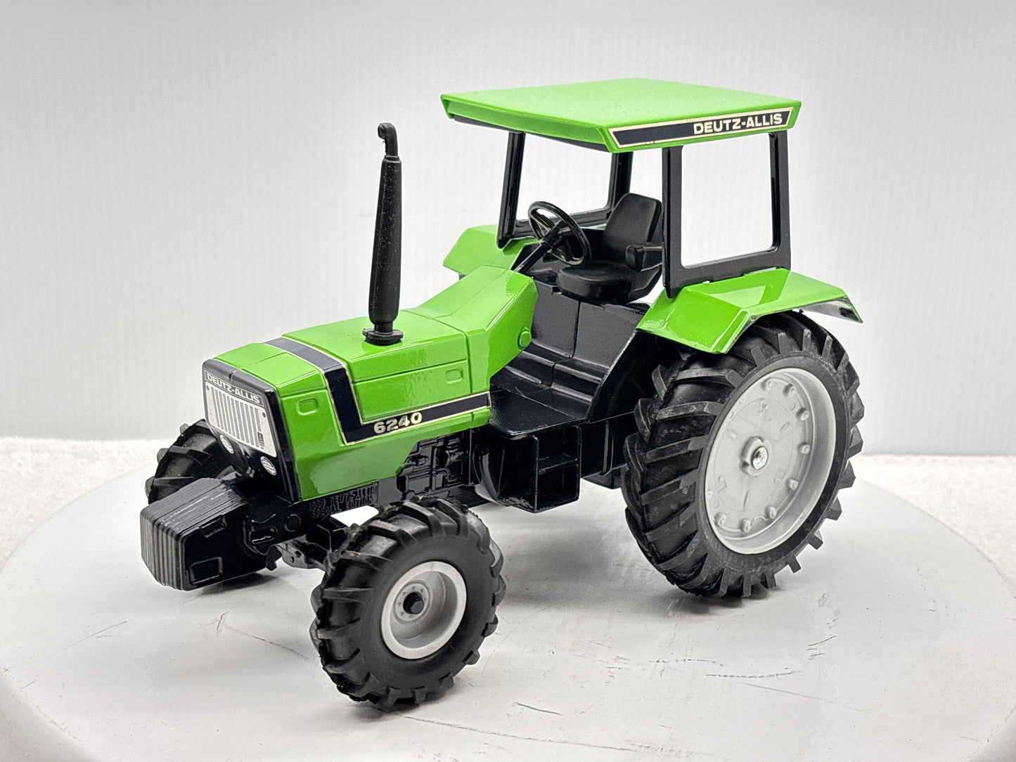 1/16 Deutz-Allis 6240 MFD Special Edition