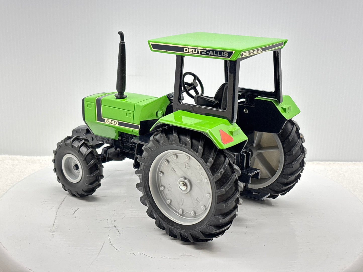 1/16 Deutz-Allis 6240 MFD Special Edition