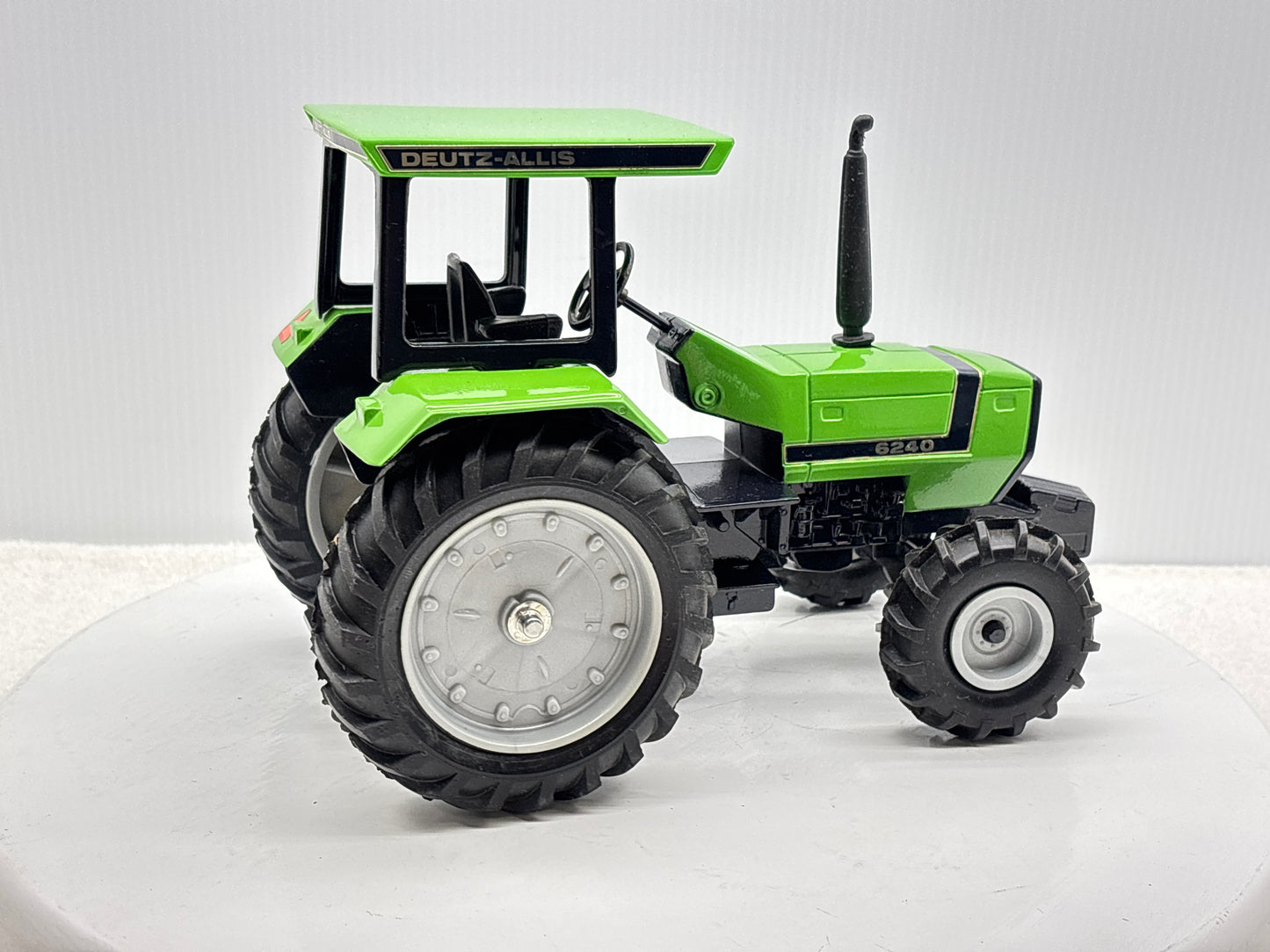 1/16 Deutz-Allis 6240 MFD Special Edition