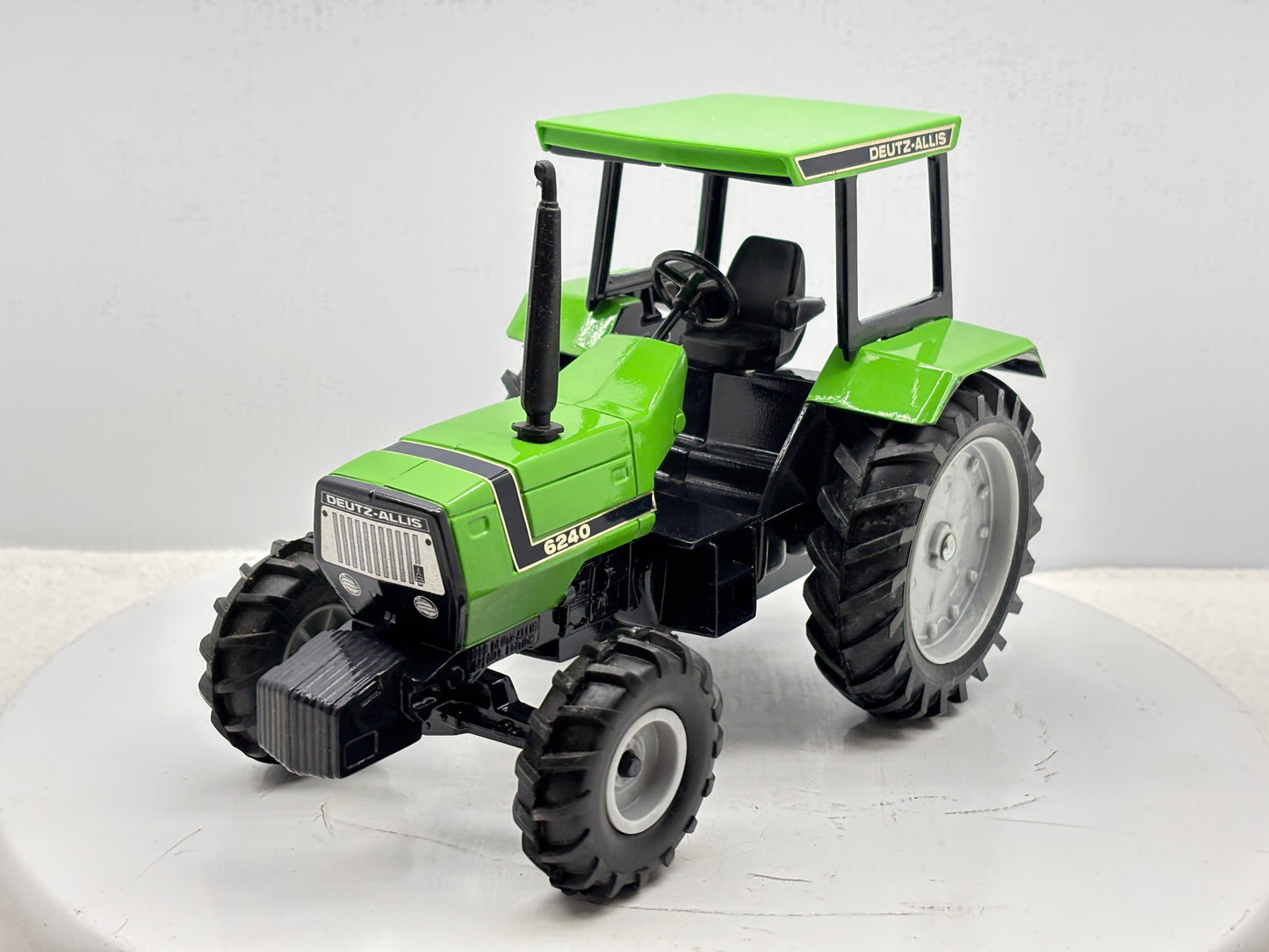 1/16 Deutz-Allis 6240 MFD Special Edition