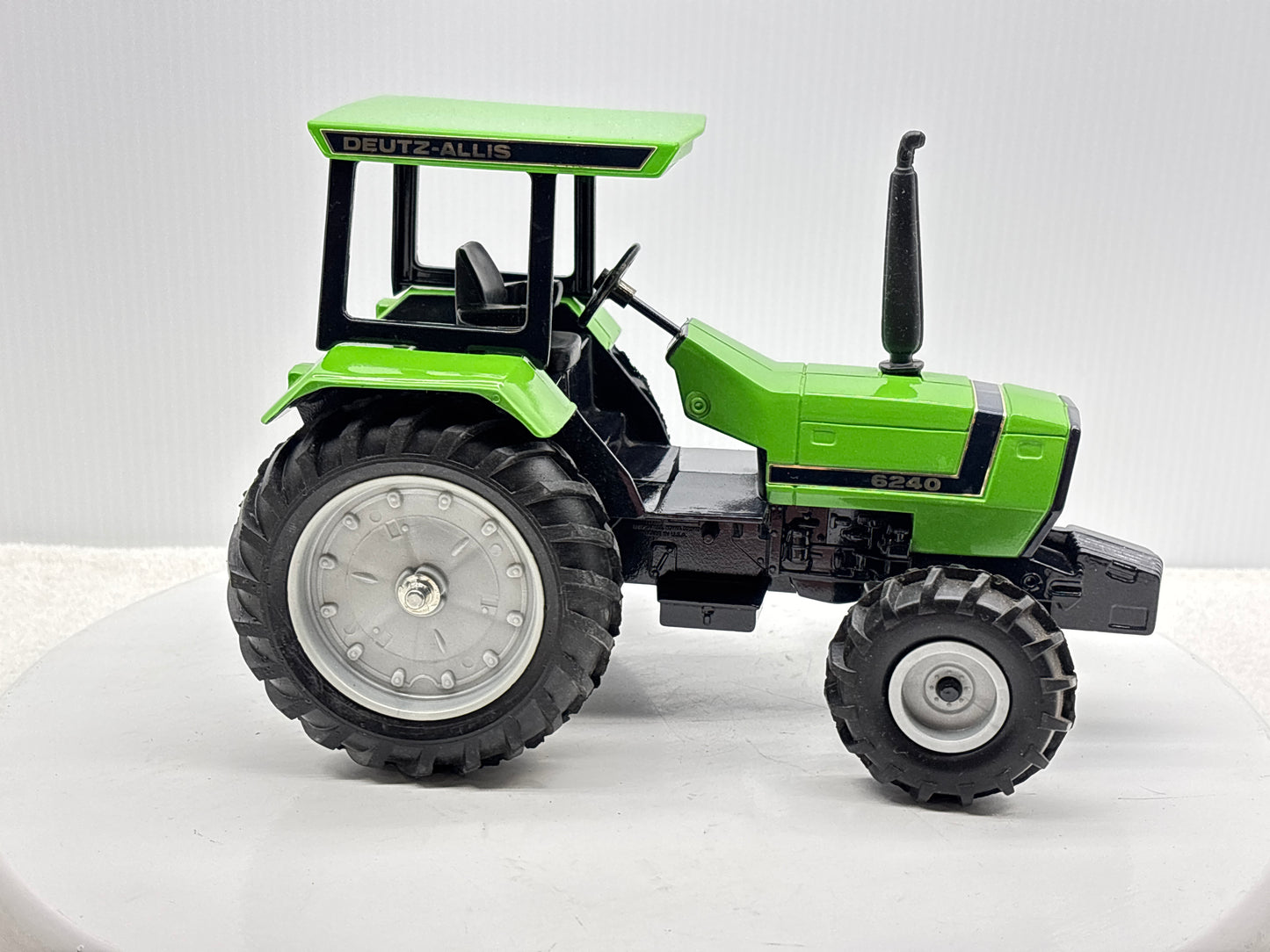 1/16 Deutz-Allis 6240 MFD Special Edition