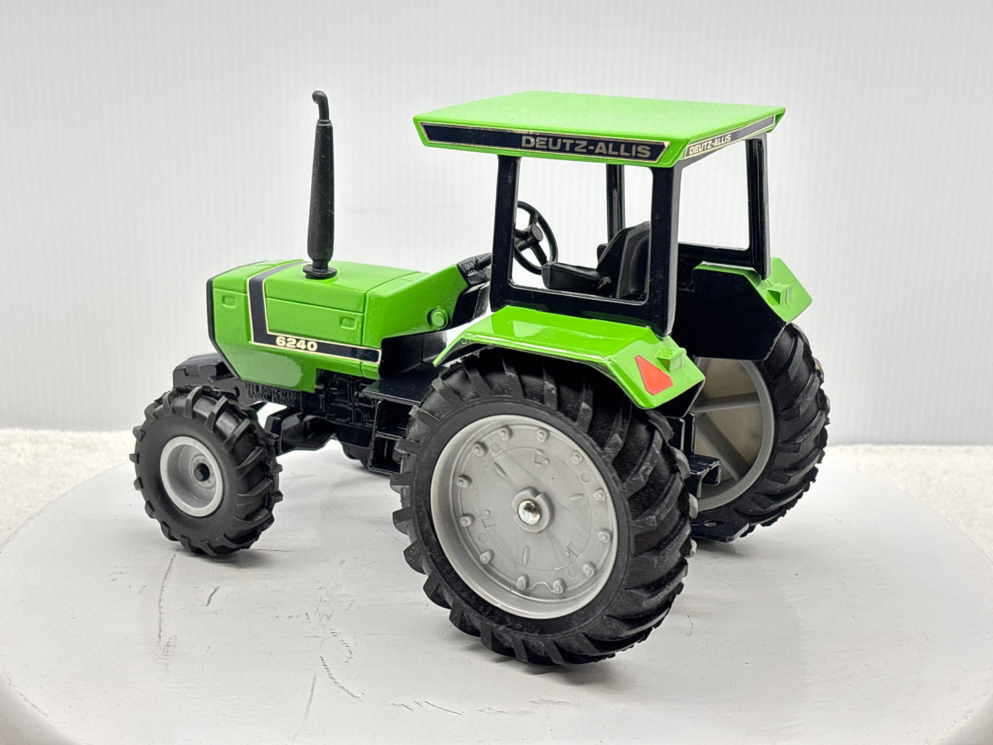 1/16 Deutz-Allis 6240 MFD Special Edition