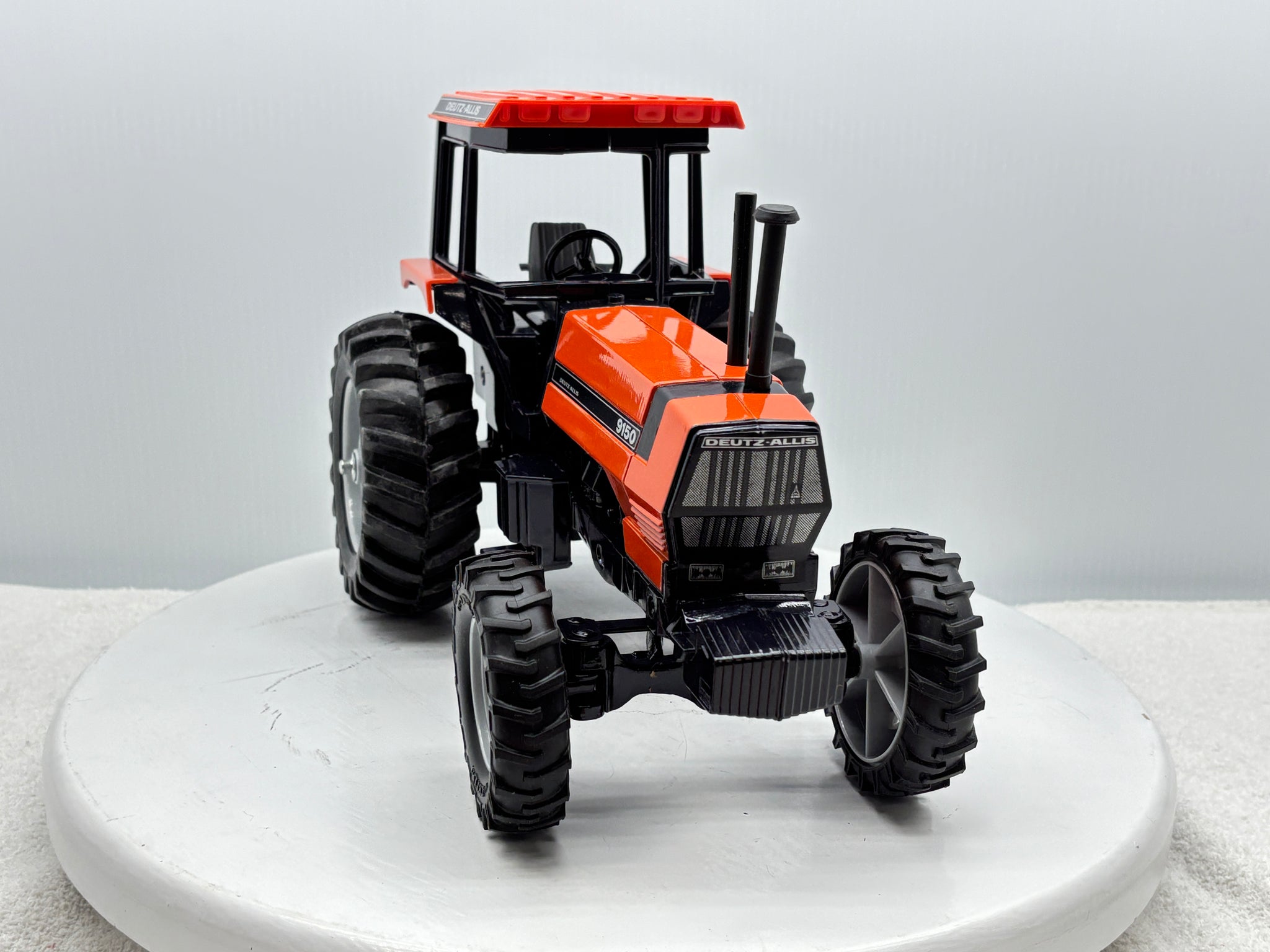 1/16 Deutz-Allis 9150 4wd Orange Special Edition