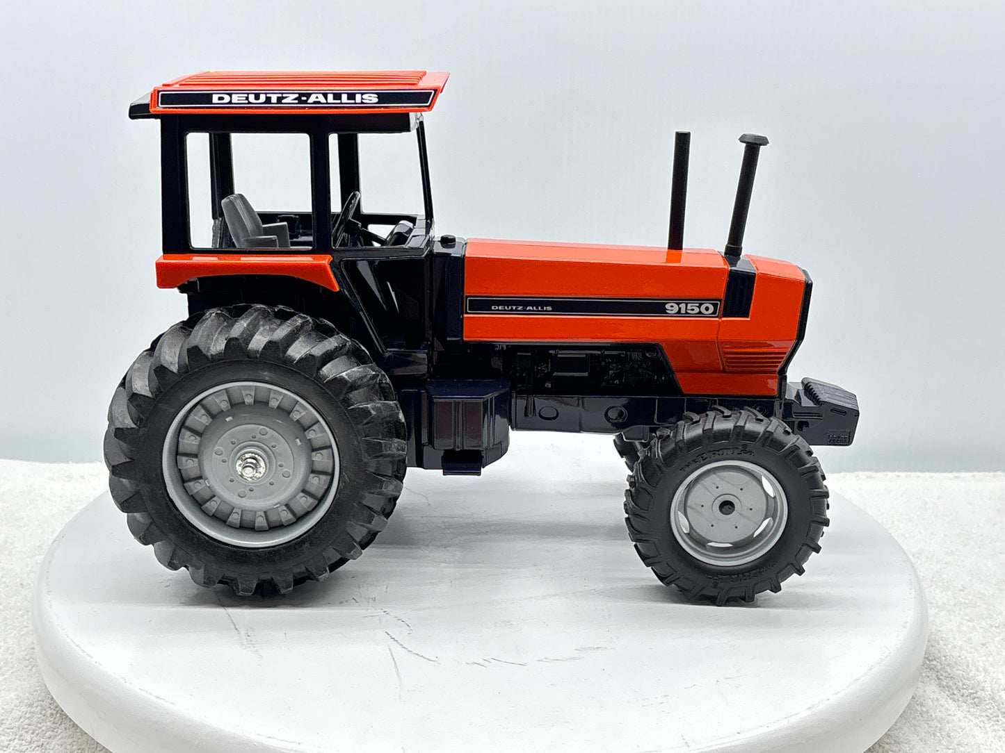1/16 Deutz-Allis 9150 4wd Orange Special Edition