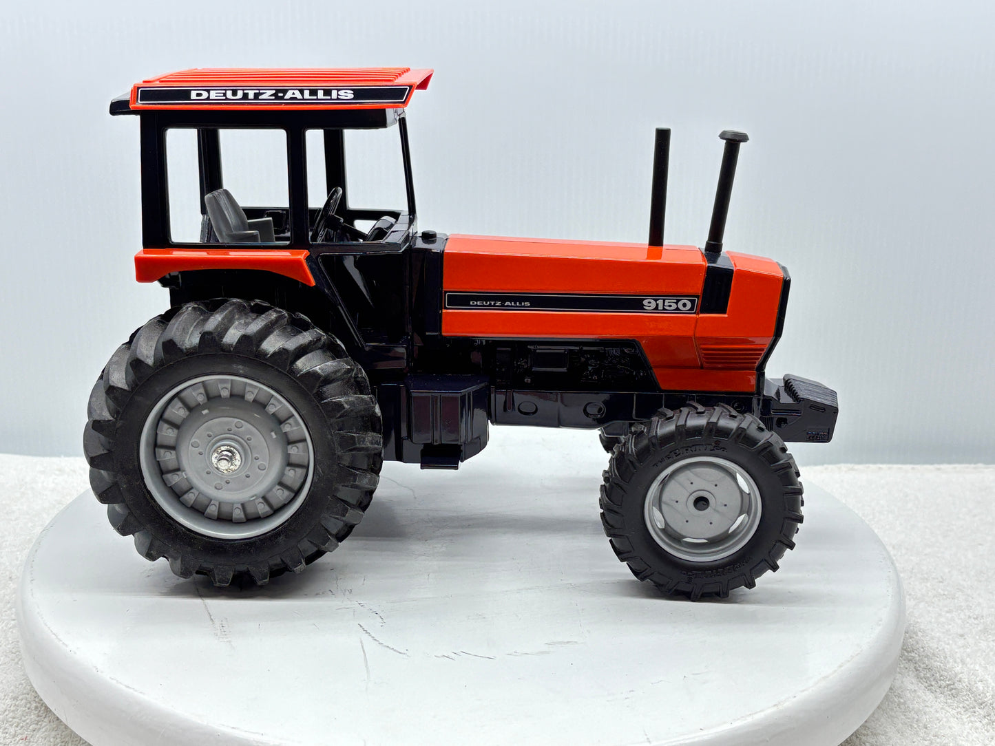 1/16 Deutz-Allis 9150 4wd Orange Special Edition