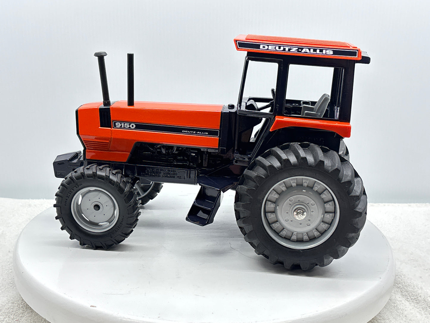 1/16 Deutz-Allis 9150 4wd Orange Special Edition