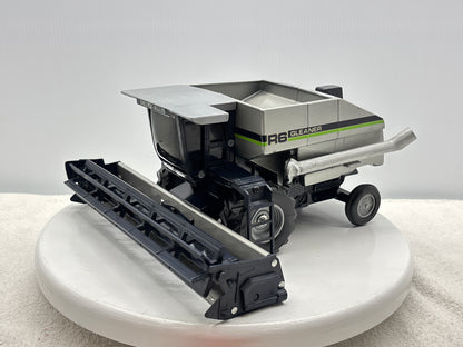 1/24 Deutz-Allis Gleaner R6 Green Stripe