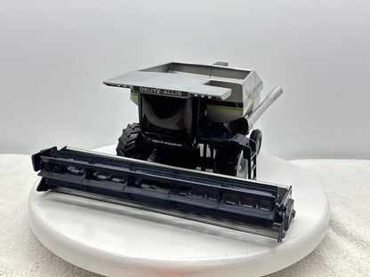 1/24 Deutz-Allis Gleaner R6 Green Stripe