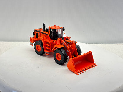 1/40 Doosan 400V Wheel Loader