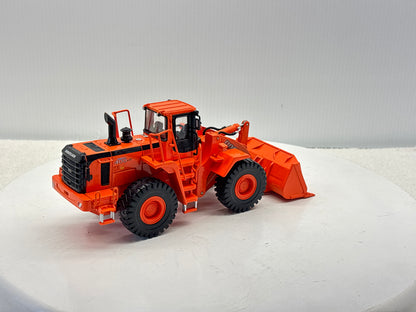 1/40 Doosan 400V Wheel Loader