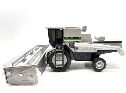 1/32 Deutz-Allis Gleaner L3 Green Stripe