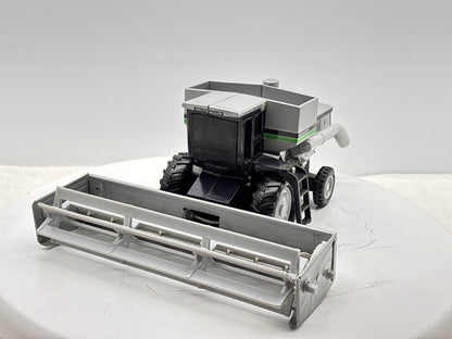 1/32 Duetz-Allis Gleaner L3 Green Stripe