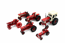 1/64 Farmall 100 Year Anniversary Set