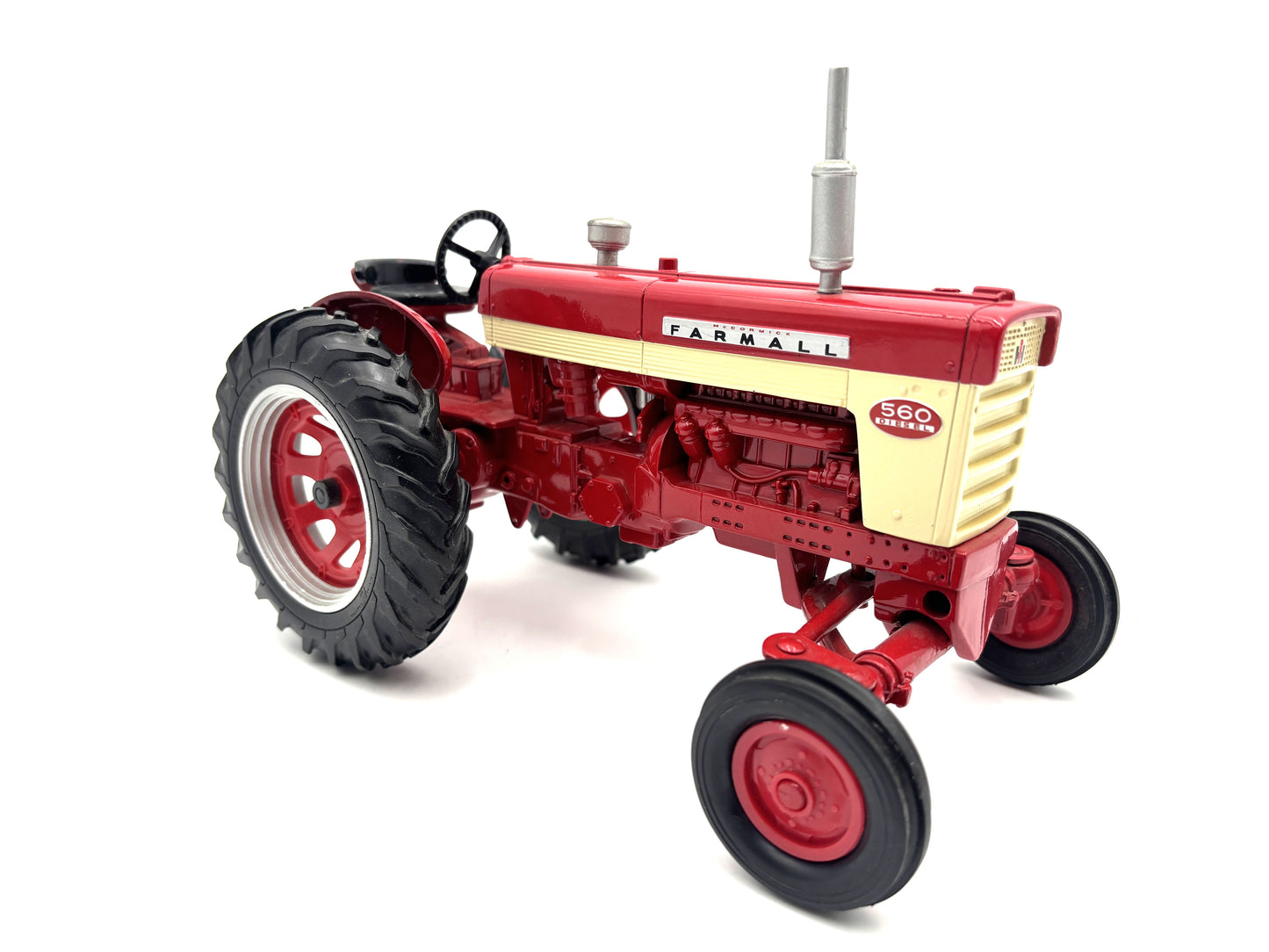 1/16 Farmall 560 Diesel