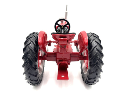 1/16 Farmall 560 Diesel