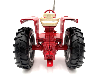 1/16 Farmall 706