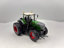 1/64 Fendt 1042 Rear Duals