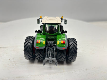 1/64 Fendt 1042 Rear Duals