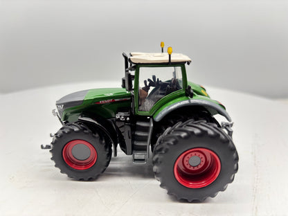 1/64 Fendt 1042 Rear Duals