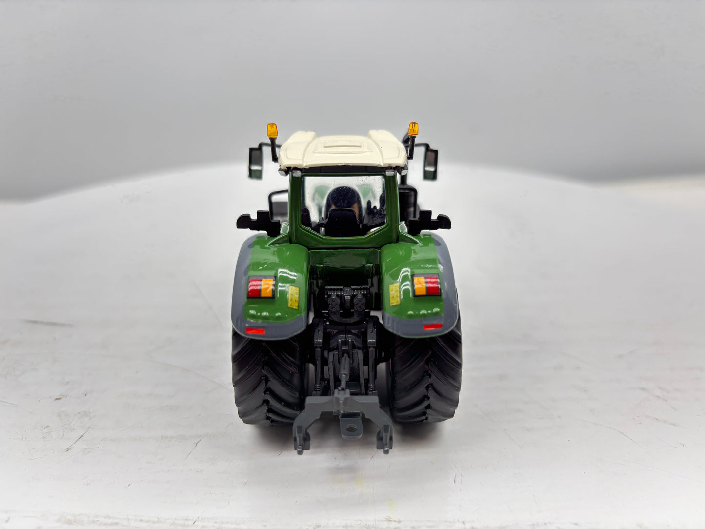 1/64 Fendt 1050 Singles