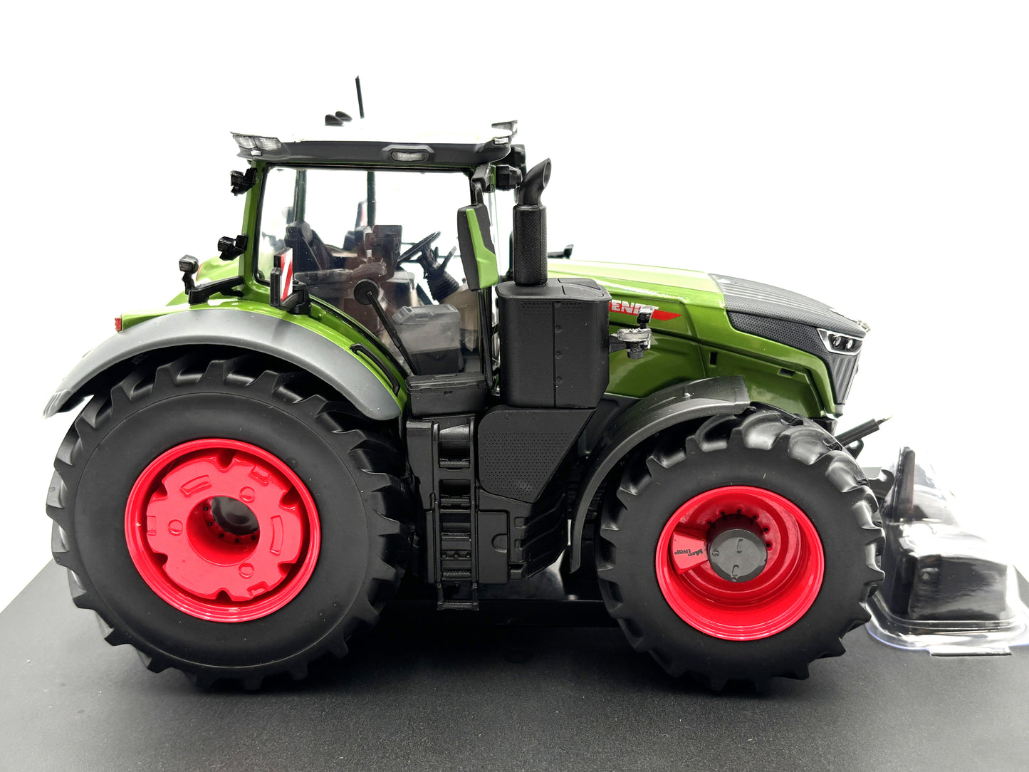 1/32 Fendt 1052 Vario Singles