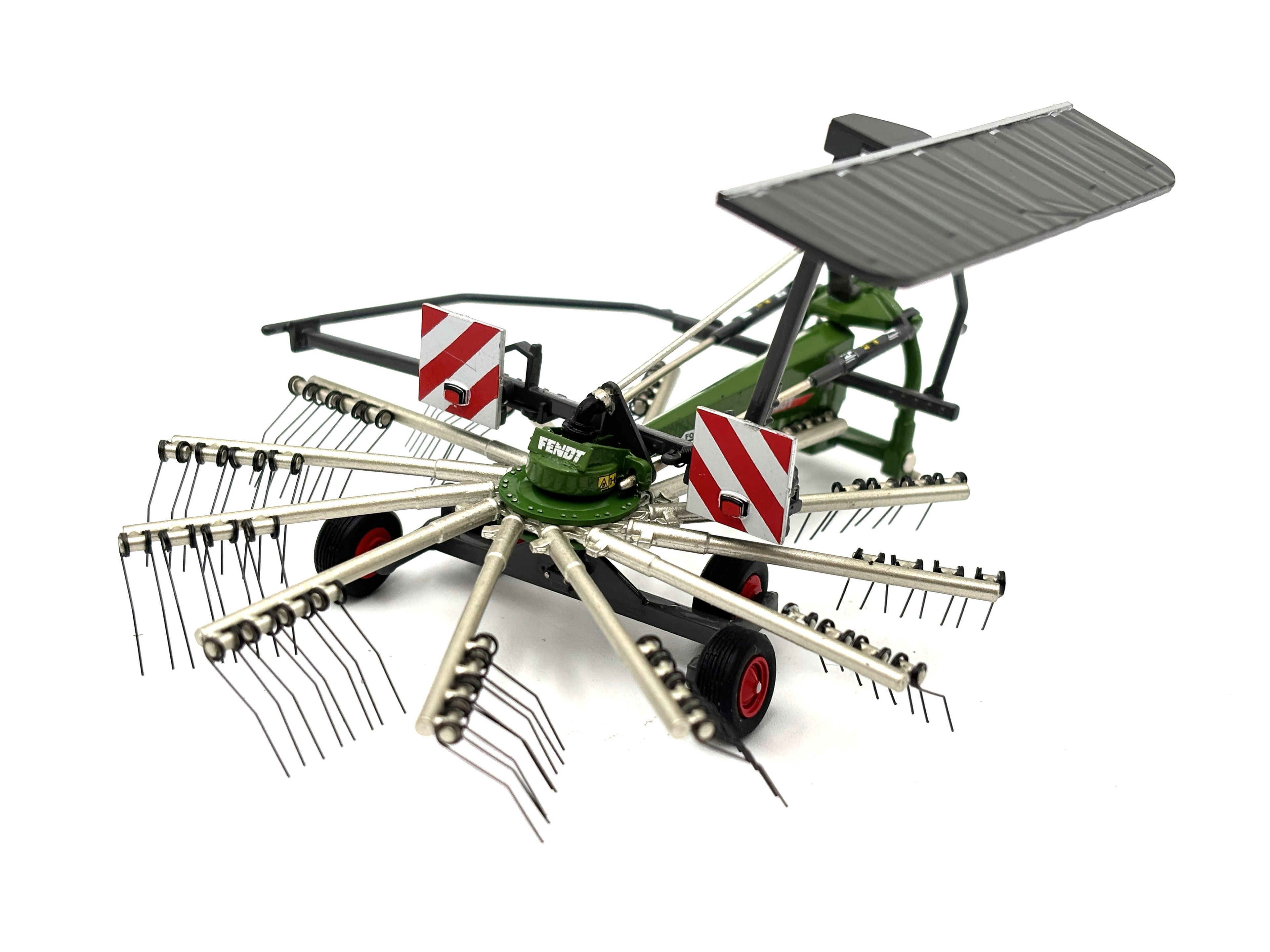 1/32 Fendt 456 Rake