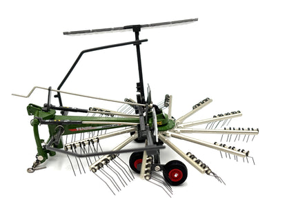 1/32 Fendt 456 Rake