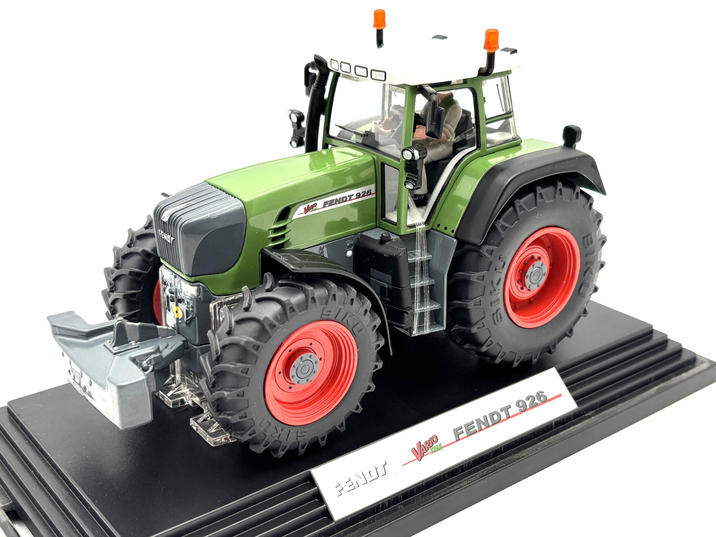 1/32 Fendt 926 Vario