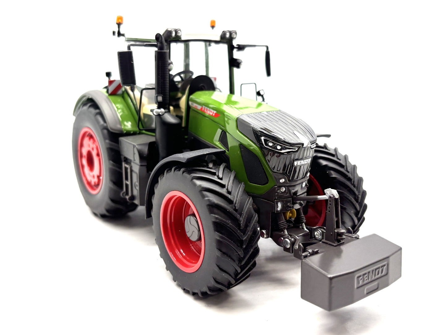 1/32 Fendt 942 Vario Singles